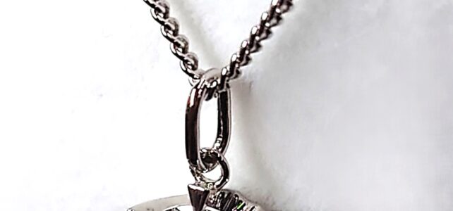 Pt 透明石　ネックレス　バチカン加工